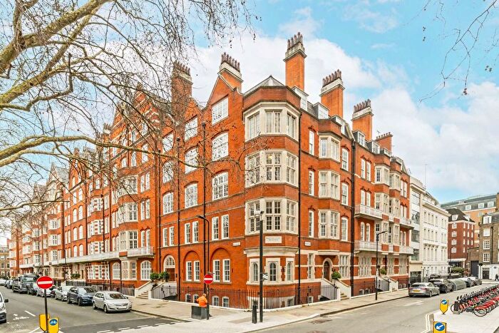 2 Bedroom Flat For Sale In Bedford Avenue, Bloomsbury, WC1B