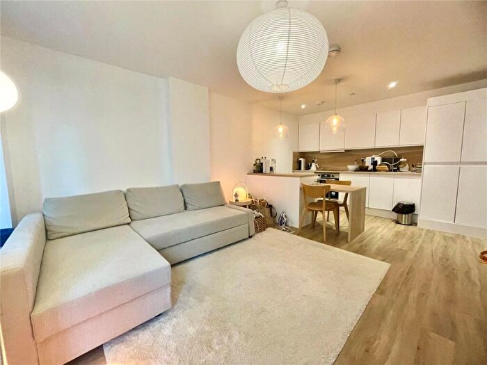1 Bedroom Flat For Sale In Bishopgate, Preston, Lancashire, PR1