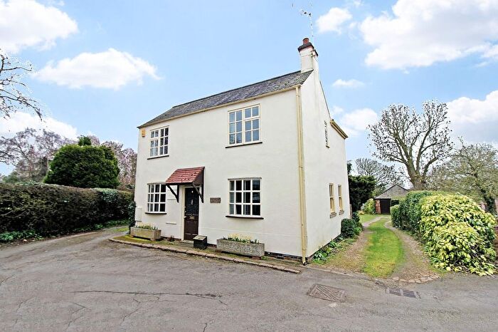 4 Bedroom Property For Sale In South Close, Arnesby, LE8