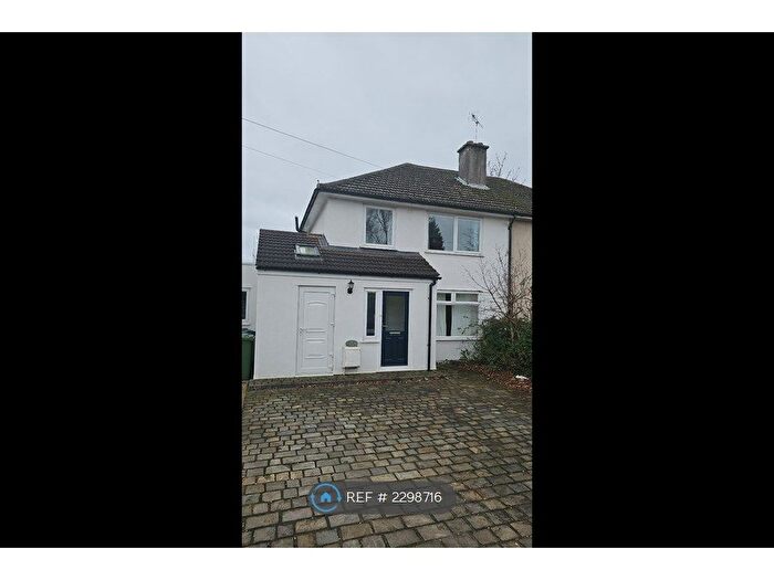 3 Bedroom Semi-Detached House To Rent In Birdwood Road, Cambridge, CB1