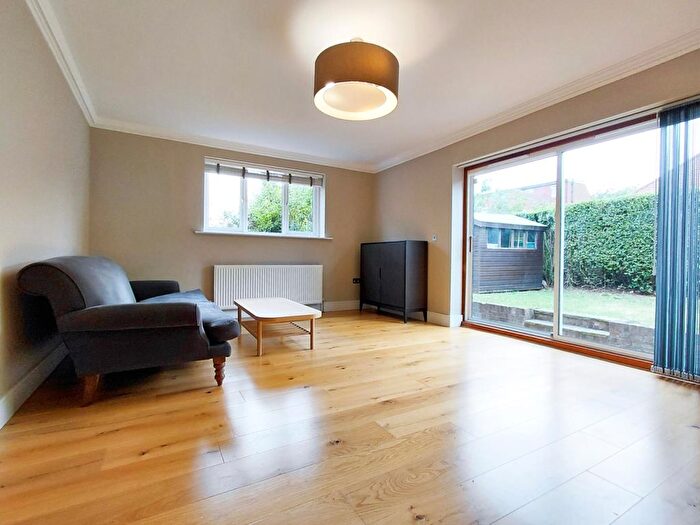 4 Bedroom Semi-Detached House To Rent In Howard Close, West Acton, London, W3