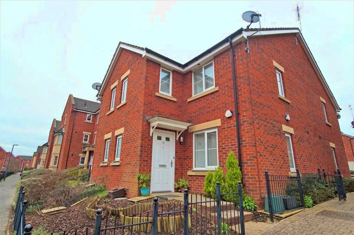 2 Bedroom Semi-Detached House To Rent In Amis Walk, Horfield, Bristol, BS7