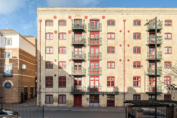 2 Bedroom Flat For Sale In Rotherhithe Street, Rotherhithe Street, SE16