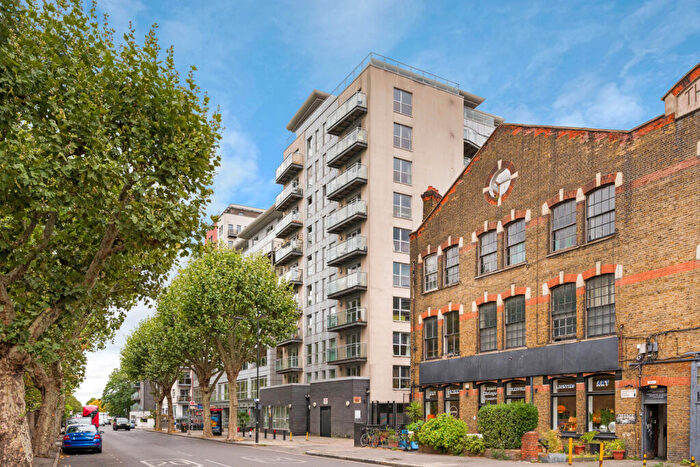 2 Bedroom Flat For Sale In Southgate Road, London, N1