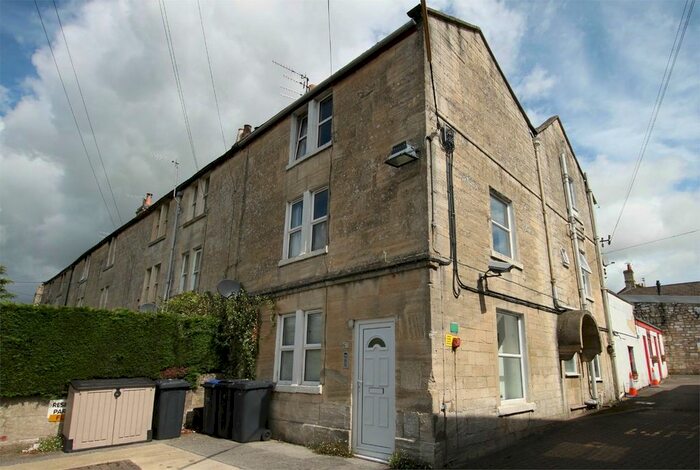 1 Bedroom Flat To Rent In Trowbridge Road, Bradford On Avon, BA15