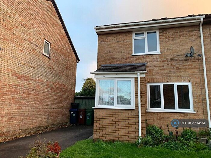 3 Bedroom Semi-Detached House To Rent In Bramble Drive, Chippenham, SN15