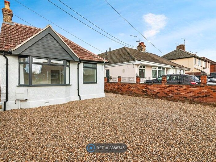 3 Bedroom Bungalow To Rent In Stradbroke Road, Lowestoft, NR33