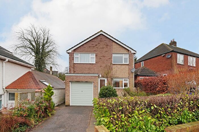 3 Bedroom Detached House For Sale In Meadow Grove Road, Totley, Sheffield, S17