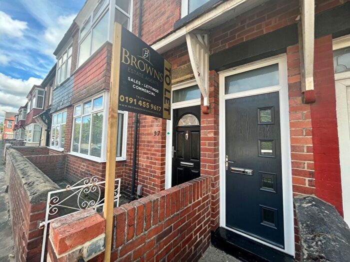 3 Bedroom Flat To Rent In Ethel Terrace, South Shields, Tyne And Wear, NE34