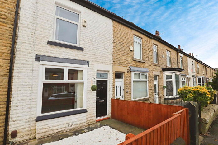 2 Bedroom Terraced House To Rent In Tonge Moor Road, Bolton, BL2