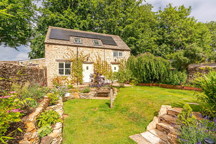 5 Bedroom Cottage For Sale In Cliff Road, Sherston, SN16