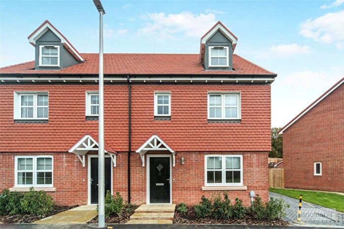 4 Bedroom Semi-Detached House To Rent In Funnell Drive, Stone Cross, Pevensey, BN24
