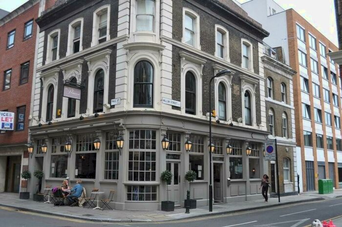 Flat To Rent In Willow Street, London, EC2