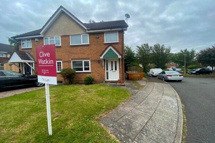 3 Bedroom Semi-Detached House To Rent In Whiteside Close, Wirral, CH49