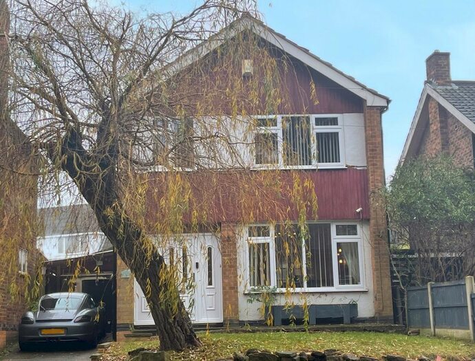 3 Bedroom Detached House For Sale In Cross Street, Arnold, Nottingham