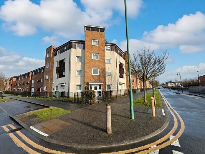 2 Bedroom Flat For Sale In Clayburn Road, Hampton, Peterborough, PE7