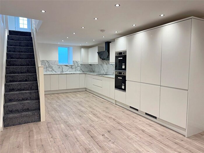 3 Bedroom End Of Terrace House For Sale In Newchurch Road, Rawtenstall, Rossendale, BB4