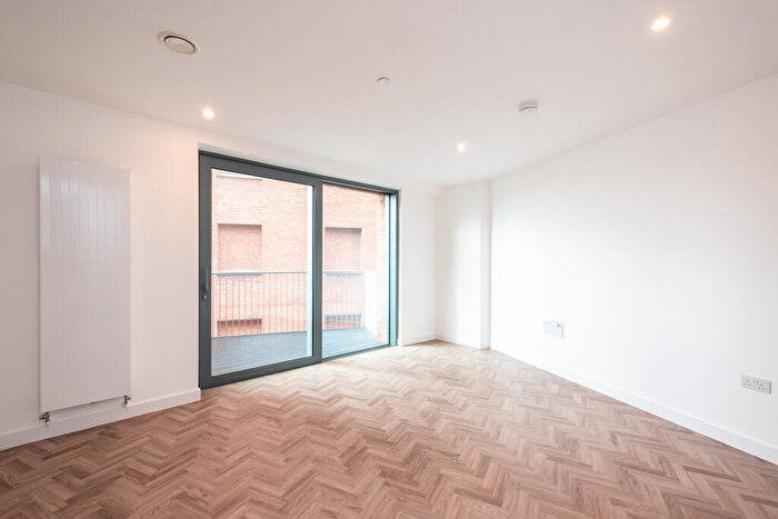 Studio To Rent In River Apartments, Bow, E3