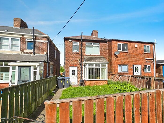 2 Bedroom Detached House For Sale In Allison Gardens, Consett, Durham, DH8