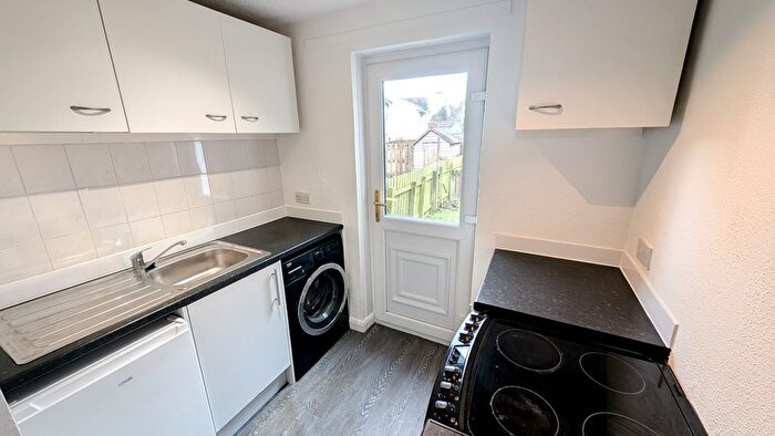1 Bedroom Flat For Sale In Barbeth Way, Glasgow, G67