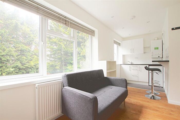 Studio To Rent In Oldfield Lane South, Greenford, UB6