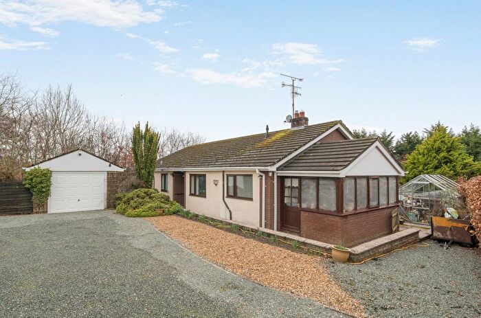 3 Bedroom Bungalow For Sale In Forden, Welshpool, Powys, SY21