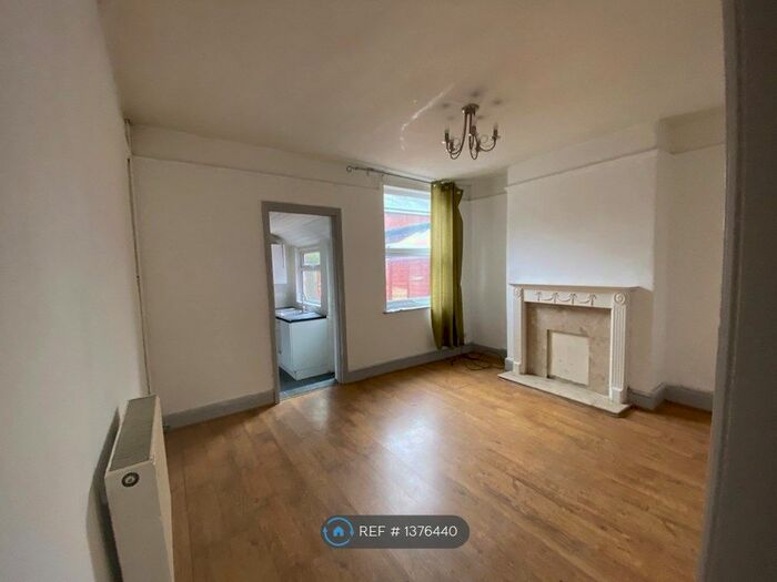 2 Bedroom Terraced House To Rent In Havelock Street, Kettering, NN16