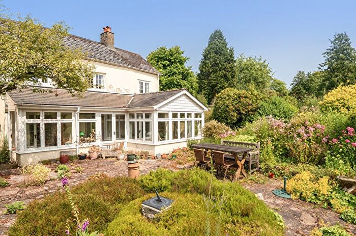 4 Bedroom Detached House For Sale In Rosemary Lane, Dulverton, Somerset, TA22