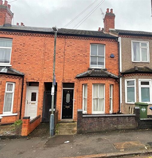 3 Bedroom Terraced House To Rent In King Edward Road, Rugby, CV21