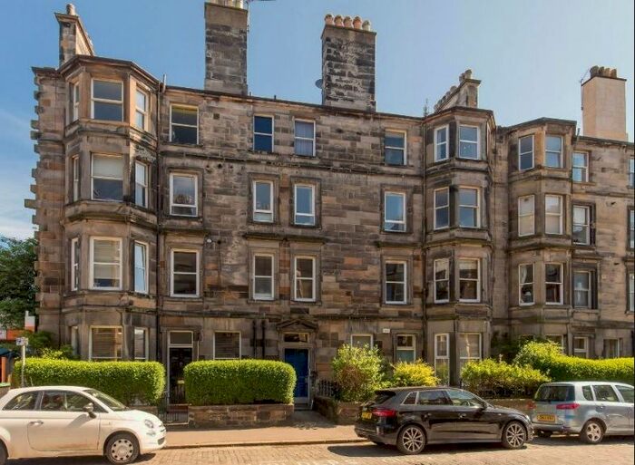 2 Bedroom Flat To Rent In , Royston Terrace, Edinburgh, EH3