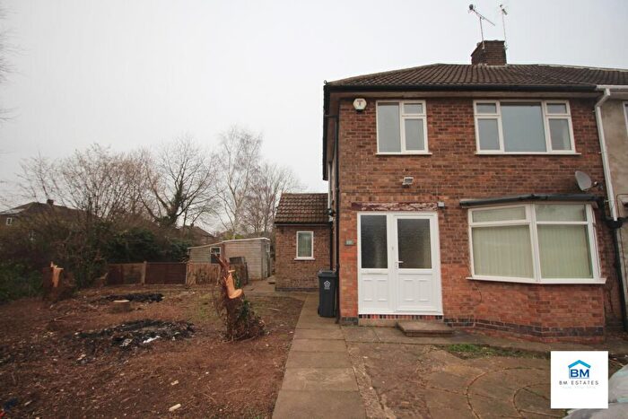 3 Bedroom Semi-Detached House To Rent In Wintersdale Road, Leicester, LE5
