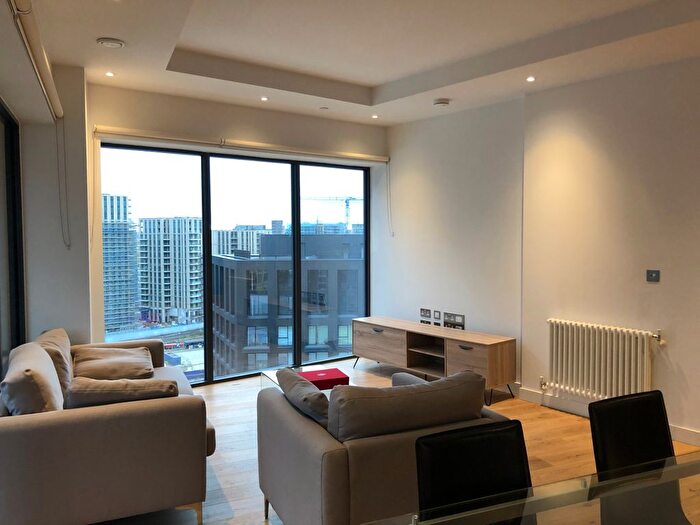 1 Bedroom Flat To Rent In Modena House, London City Island, Canary Wharf, E14