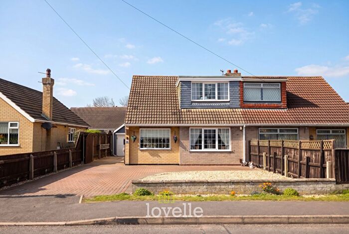 4 Bedroom Property For Sale In Caistor Road, Laceby, DN37