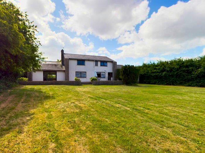 4 Bedroom Detached House For Sale In Meadowcroft, Port Road, Rhoose, CF62