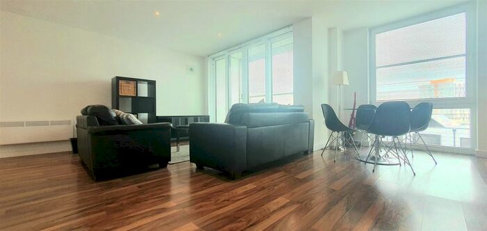 2 Bedroom Flat To Rent In Milliners Wharf, Munday Street, Manchester, M4