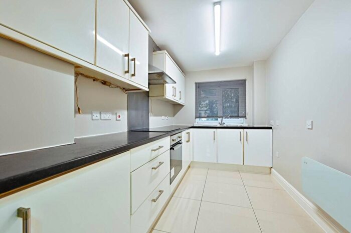 2 Bedroom Flat For Sale In Neptune Road, West Harrow, Harrow, HA1
