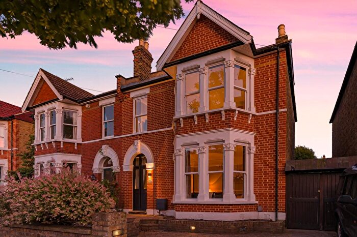 5 Bedroom End Of Terrace House For Sale In Greenvale Road, Eltham, London, SE9