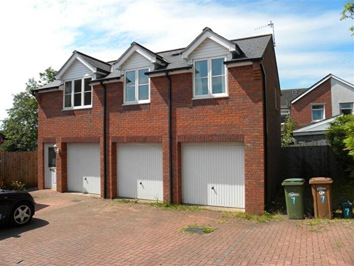 2 Bedroom Property To Rent In Cwrt Pantycelyn, Pontllanfraith, NP12