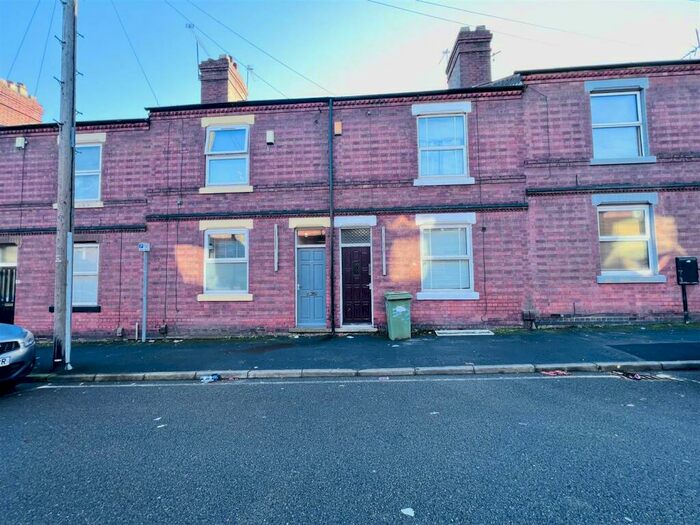 3 Bedroom House To Rent In Wellington Street, Nottingham, NG3