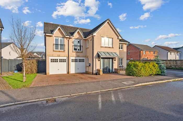 5 Bedroom Detached House For Sale In Eagle Avenue, Auchterarder, PH3