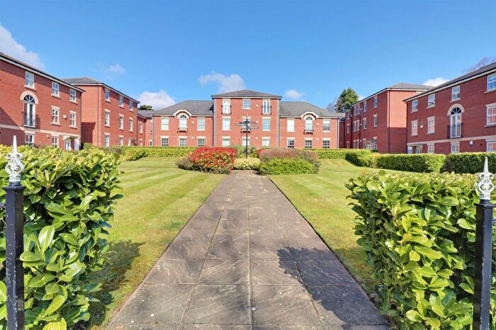 2 Bedroom Flat For Sale In Nightingale Walk, Burntwood, WS7
