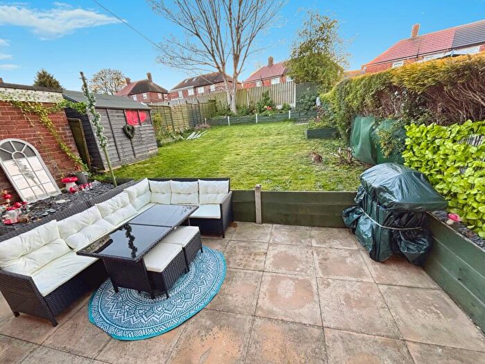 2 Bedroom Semi-Detached House For Sale In Thornbridge Way, Sheffield, South Yorkshire, S12