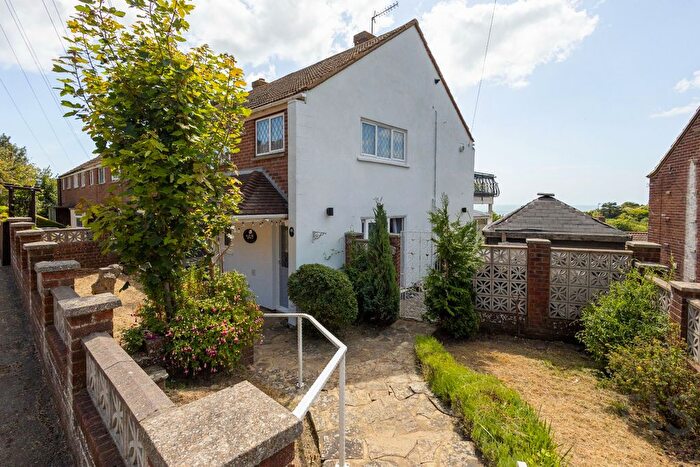2 Bedroom End Terrace House For Sale In St. Davids Avenue, Dover, CT17