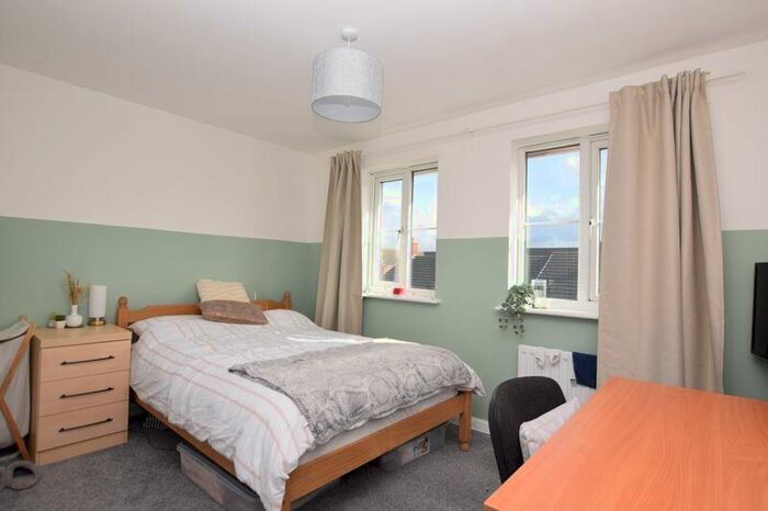 4 Bedroom Terraced House To Rent In Amis Walk, Horfield, BS7