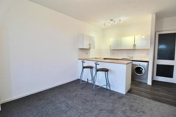 1 Bedroom Flat To Rent In Alexandra Road, Hull HU5