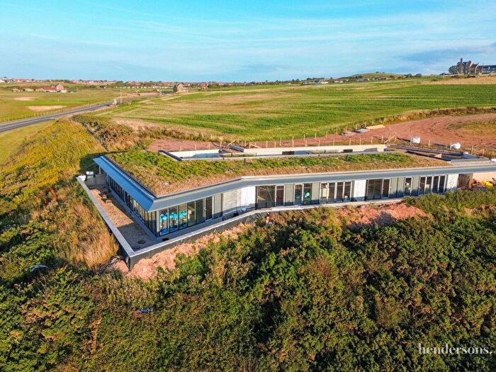 2 Bedroom Villa For Sale In Saltmoore, Whitby, YO21