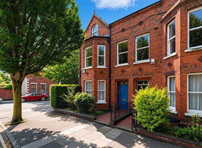 3 Bedroom End Of Terrace House For Sale In Rugby Road, Belfast, BT7