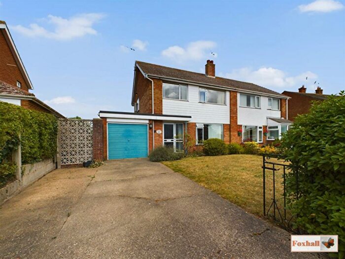 3 Bedroom Semi-Detached House For Sale In Bucklesham Road, Kirton, Ipswich, IP10