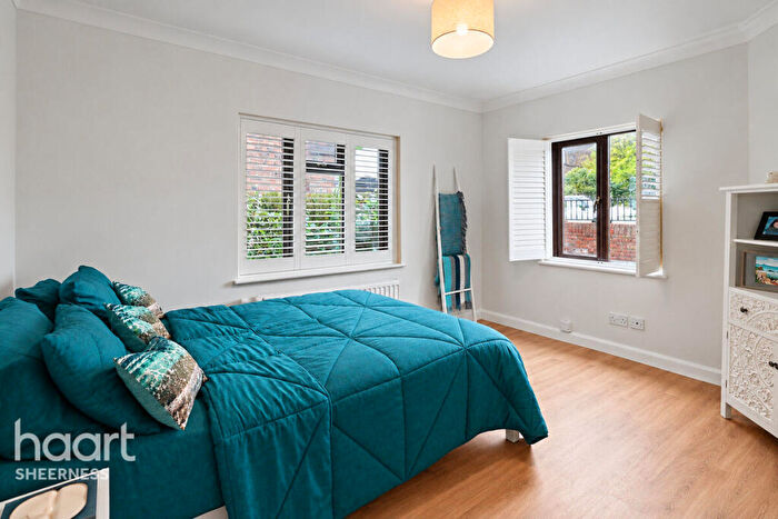 4 Bedroom Detached House For Sale In Seathorpe Avenue, Sheerness, ME12