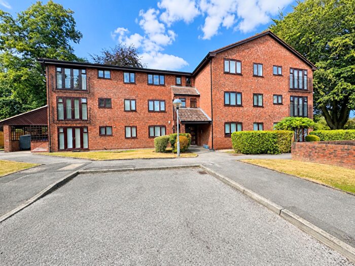 2 Bedroom Flat For Sale In Plumley Close, Elmfield House, SK3